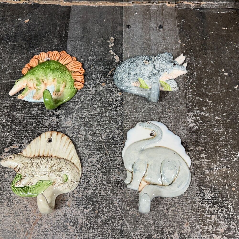 VTG 1985 Vandor Imports Japan Dinosaur Ceramic Hook Lot of 4 - Decorations
